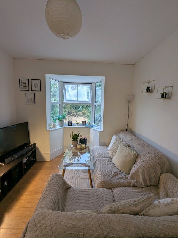 Room Wandsworth Road in Greater London