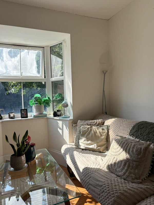 Room Wandsworth Road in Greater London