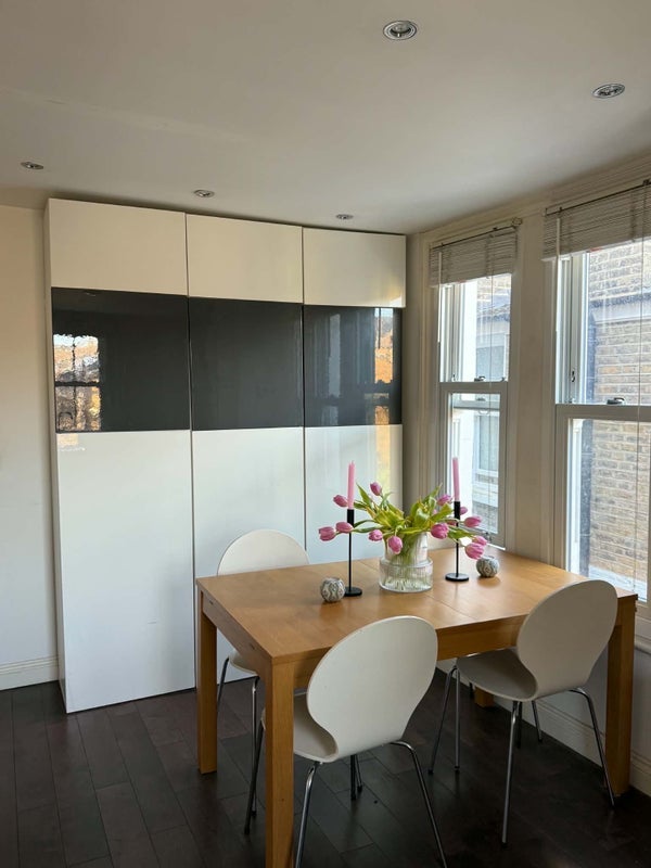 Flat Skelgill Road in Greater London