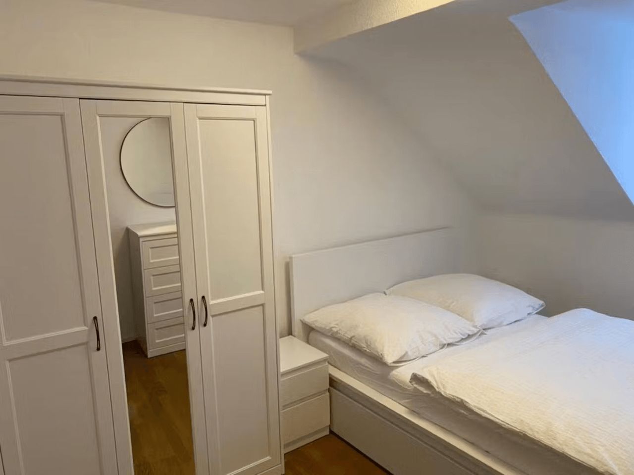 Zimmer Staufenstraße in Frankfurt am Main