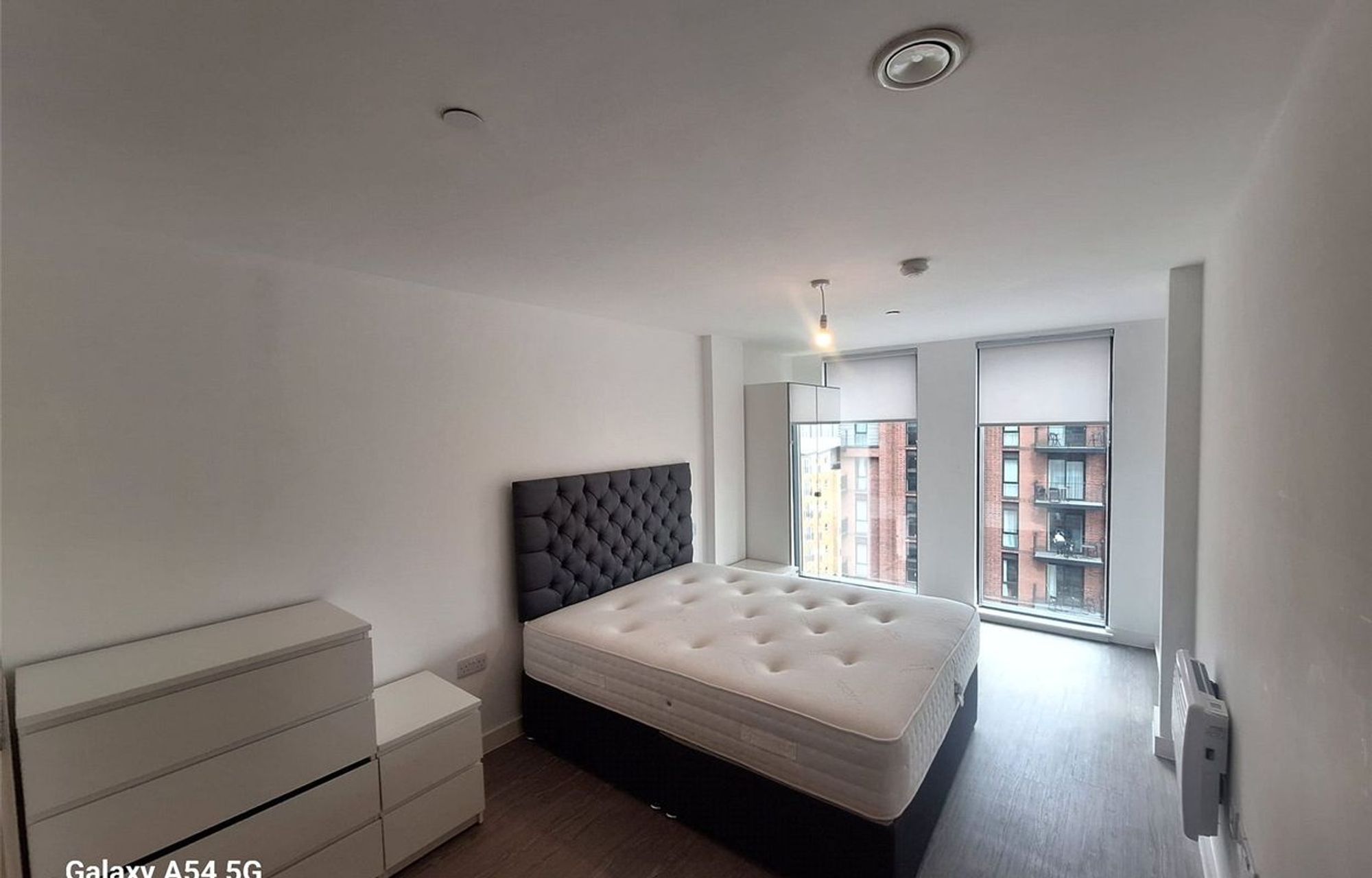 Flat Oldfield Road in Salford