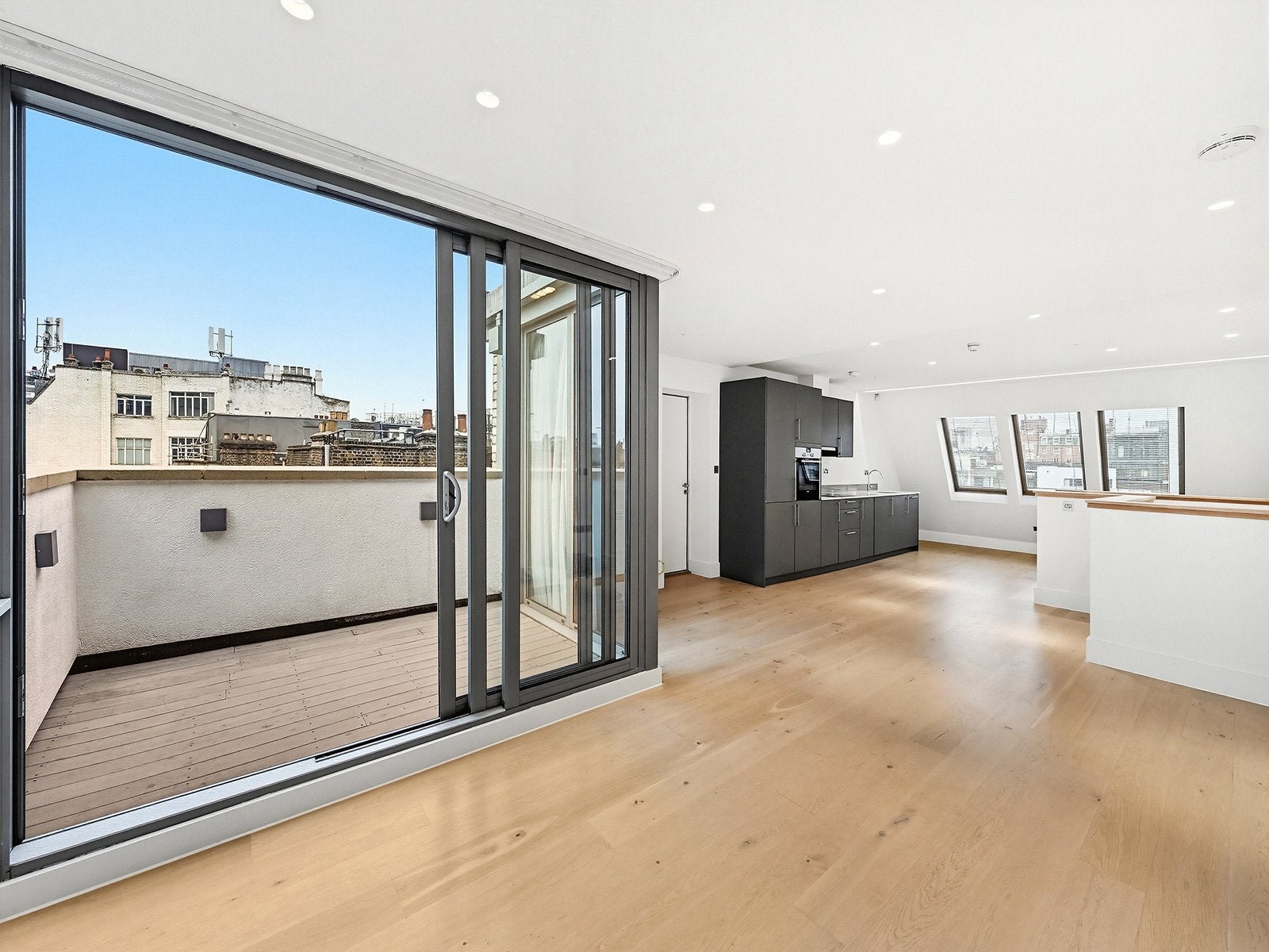 Flat Lexington Street in City of Westminster
