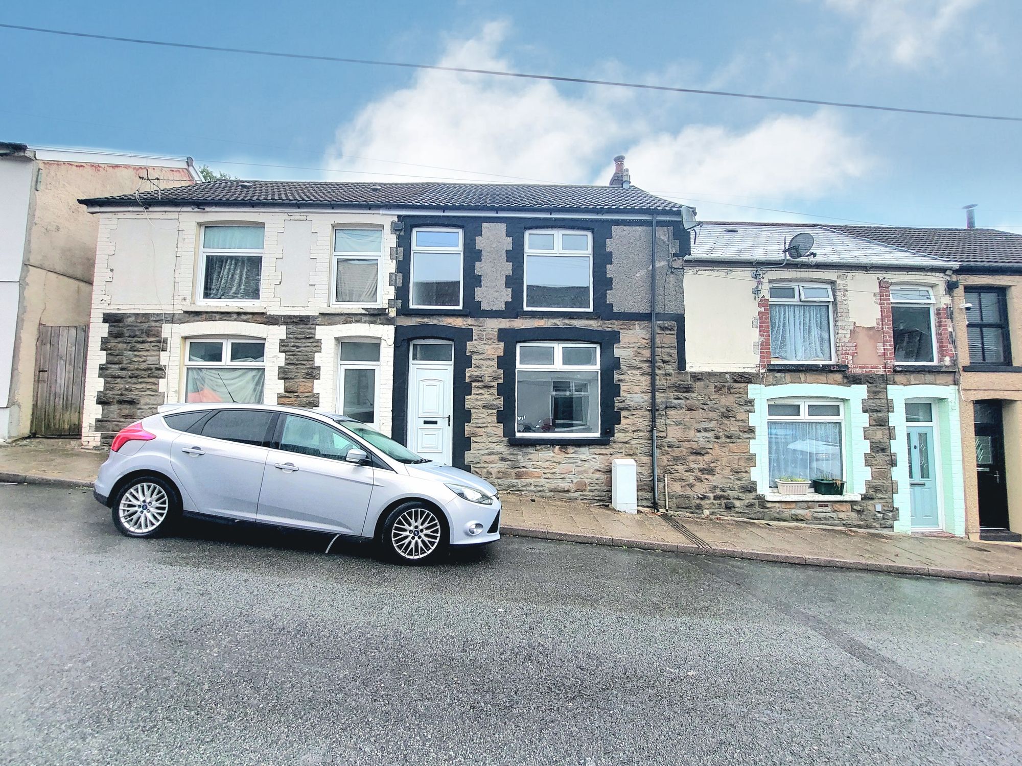 House Blaen-Y-Cwm Terrace in Blaenrhondda