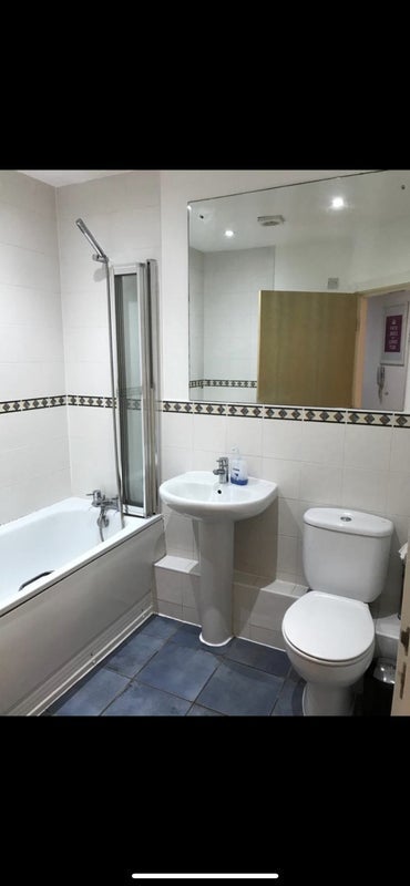 Flat Wilbraham Road in Manchester