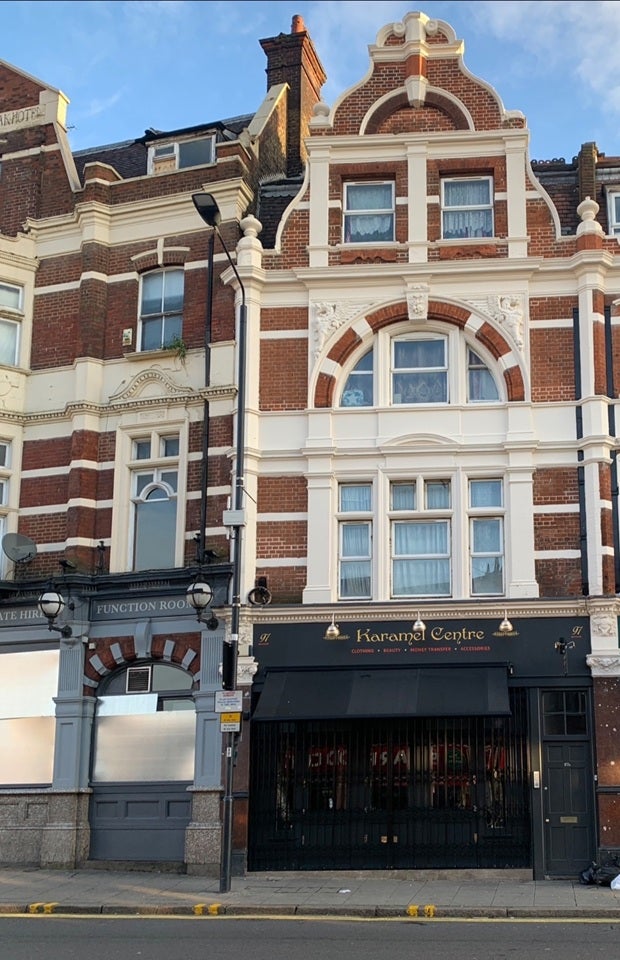 Flat High Street Harlesden in Greater London