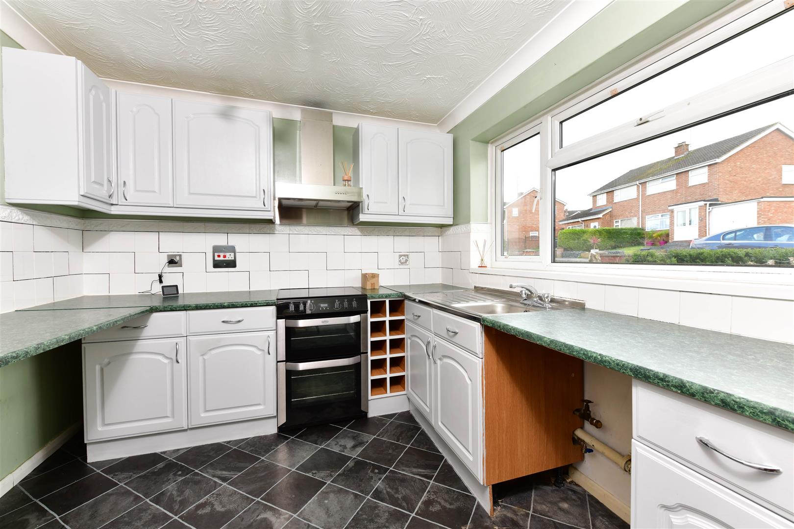 House Dryden Way in Higham Ferrers