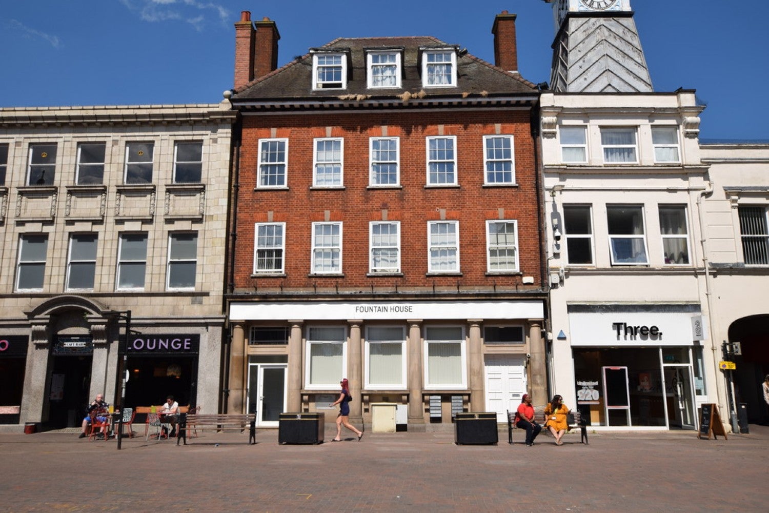 Flat Market Place in Nuneaton and Bedworth