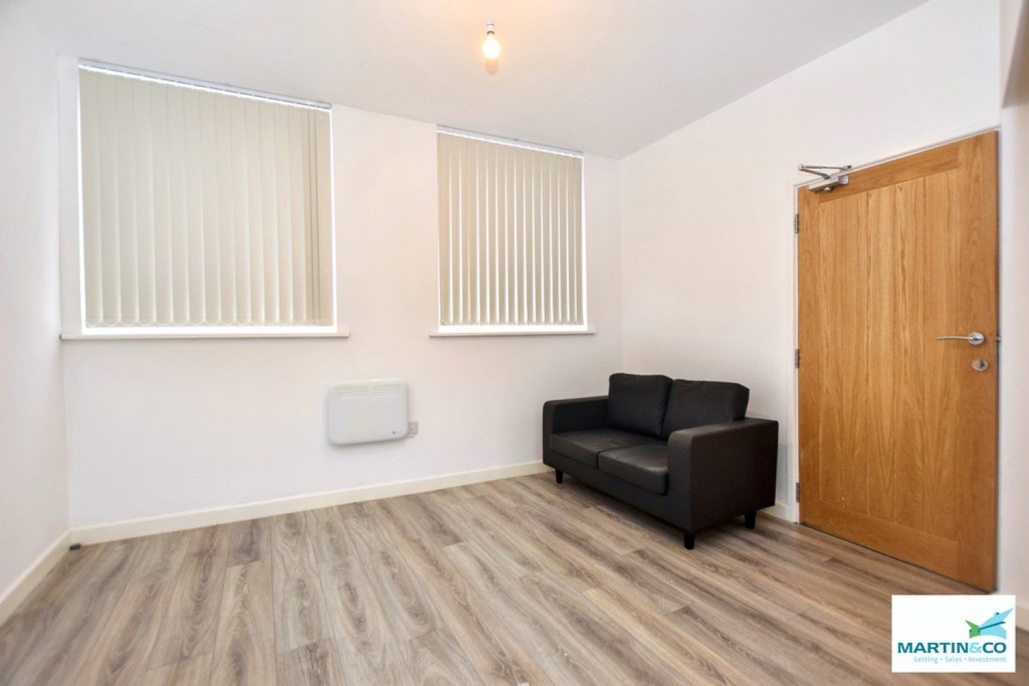 Flat Market Place in Nuneaton and Bedworth