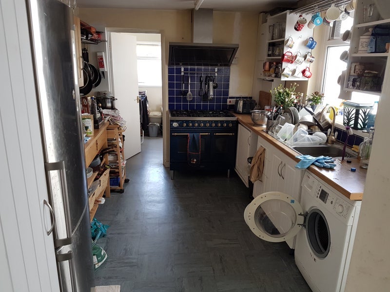 Room Ordell Street in Cardiff