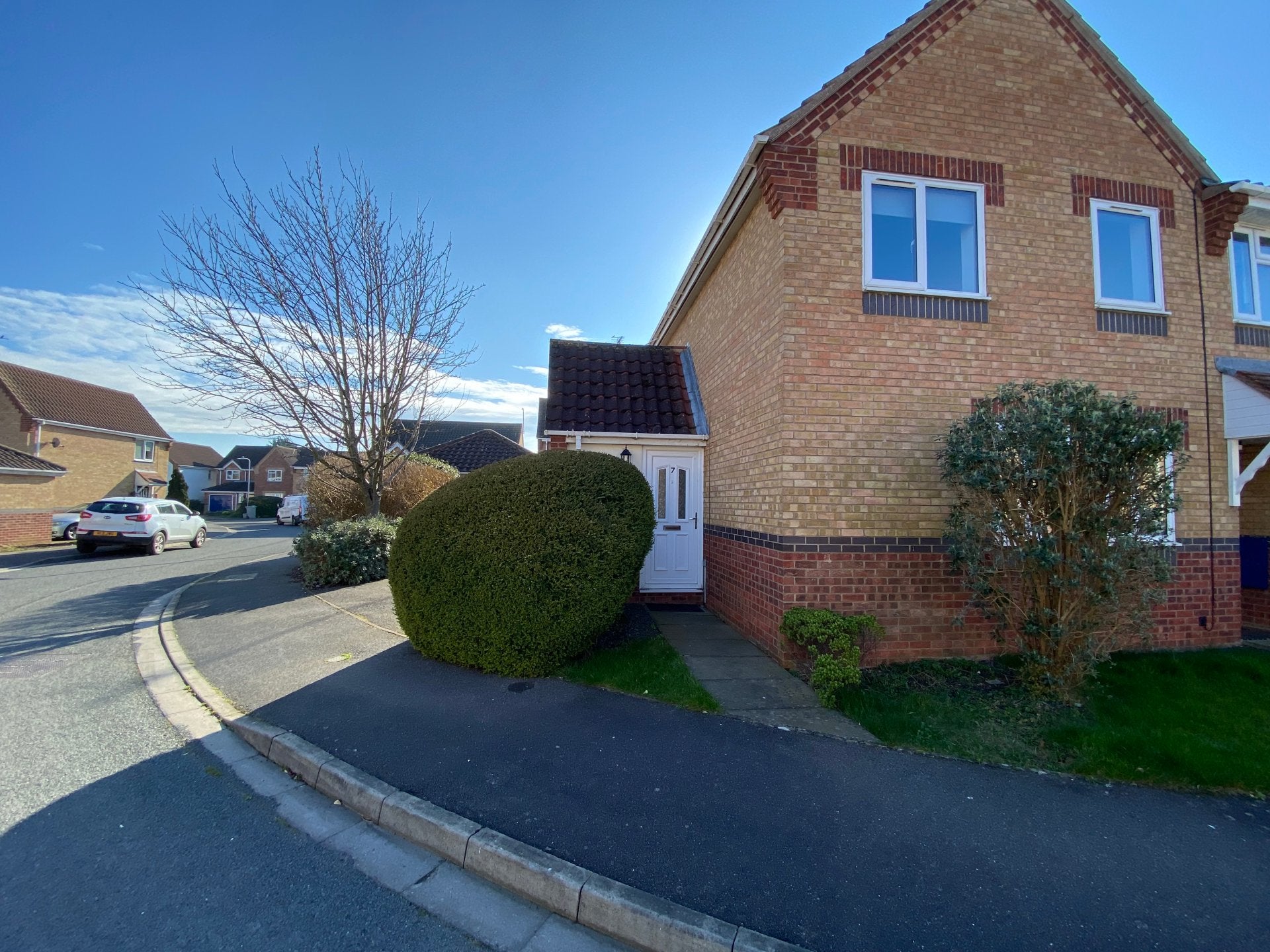 House Buttercup Court in South Kesteven