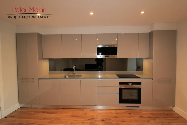 Flat Portsdown Mews in Greater London