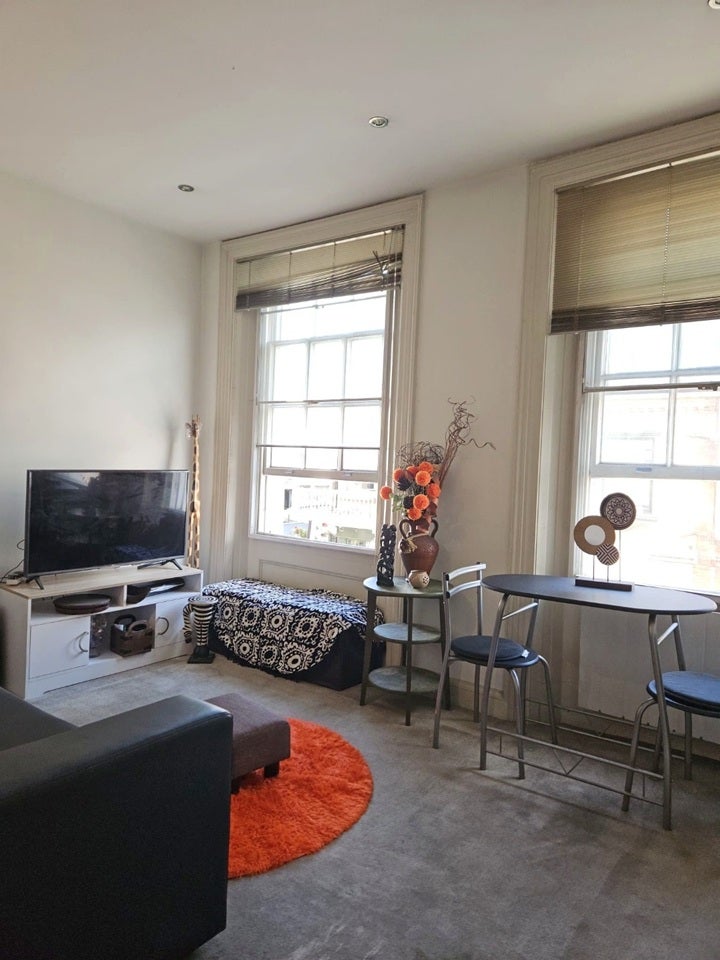 Room Dolphin Yard in St Albans