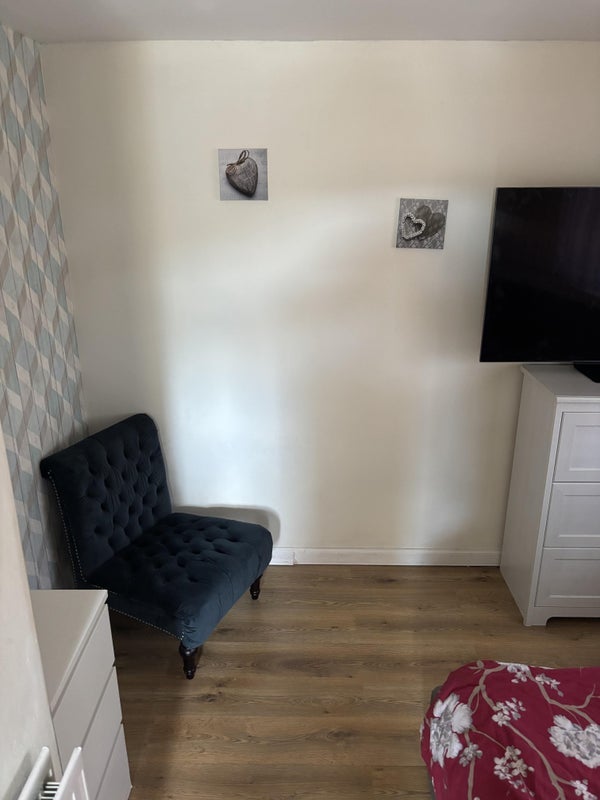 Room Sanders Close in Dudley
