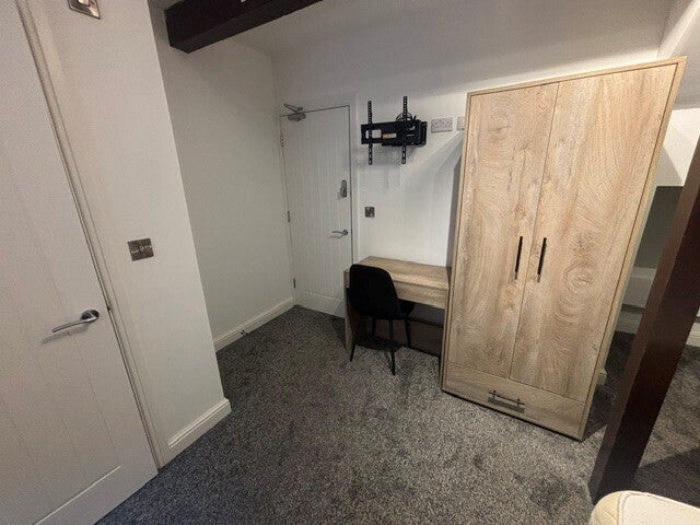 Room Uttoxeter Old Road in Derby