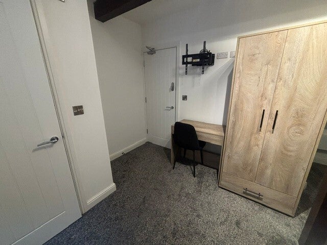 Room Uttoxeter Old Road in Derby