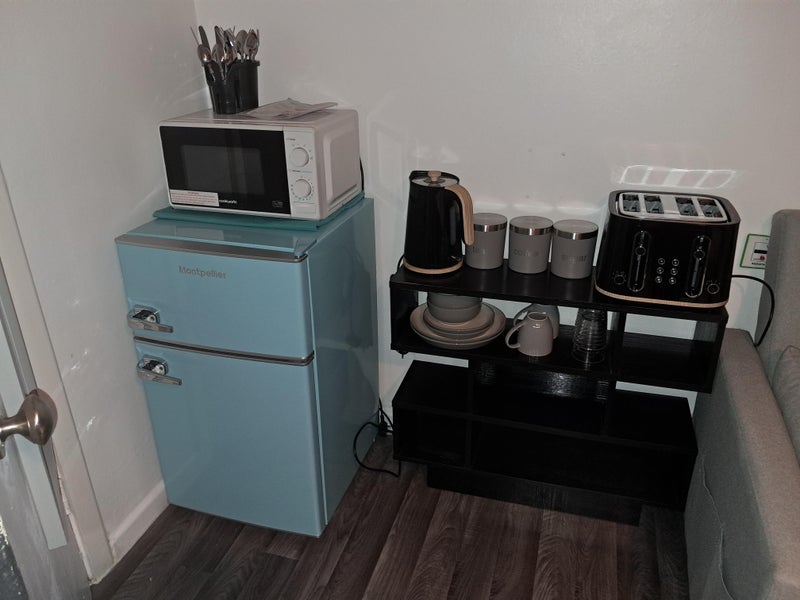 Room Thornford Road in Greater London