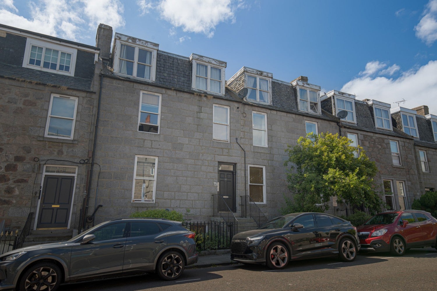 House Oldmill Road in Aberdeen City