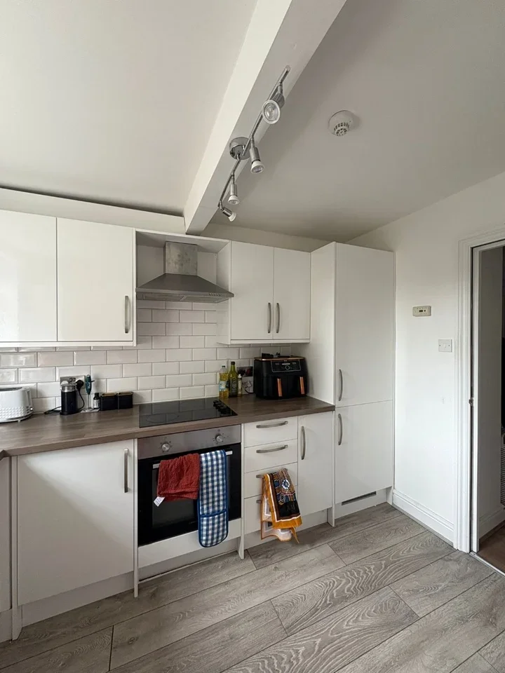 Flat Birdhurst Road in Greater London