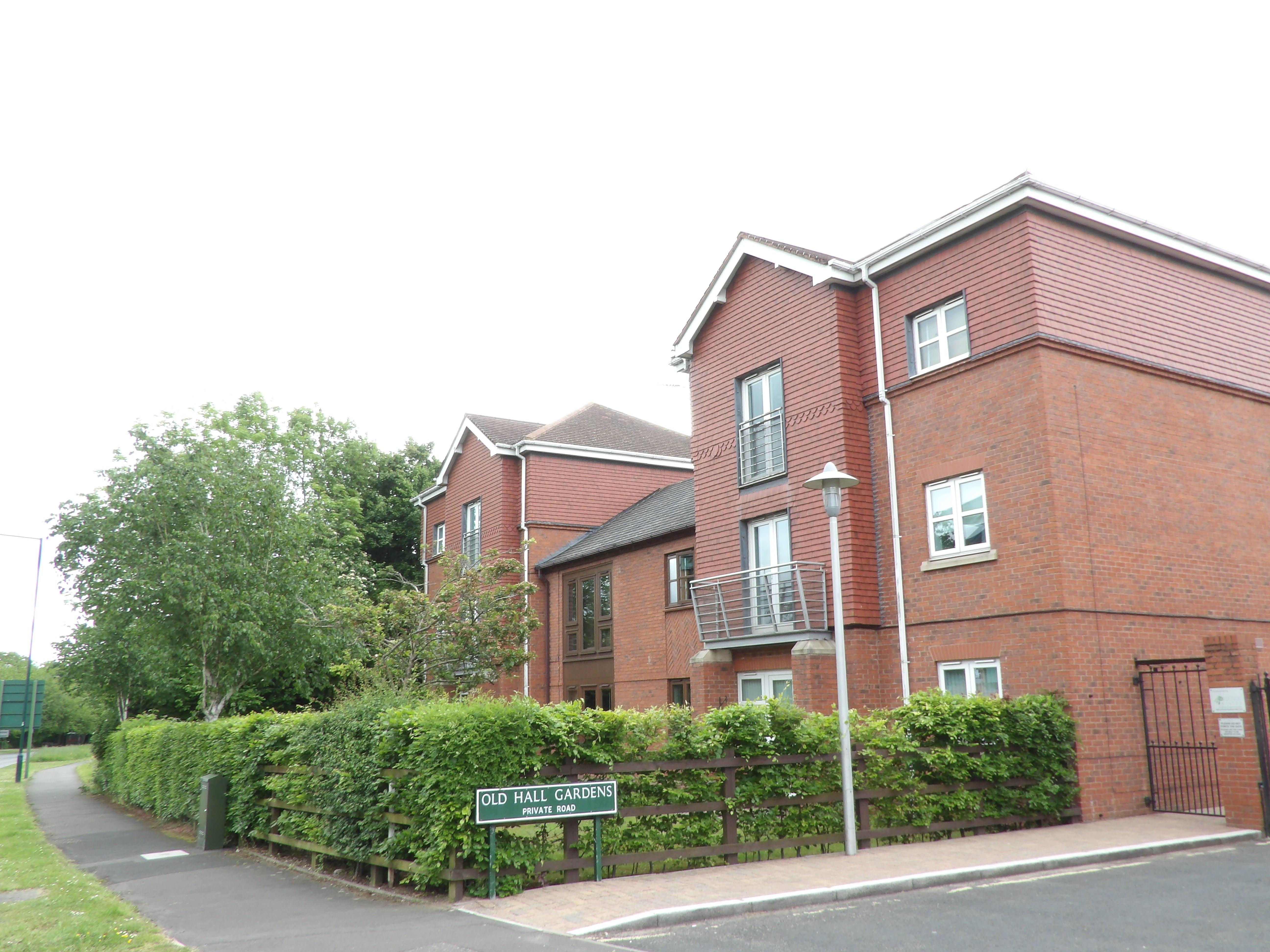Flat Old Hall Gardens in Metropolitan Borough of Solihull