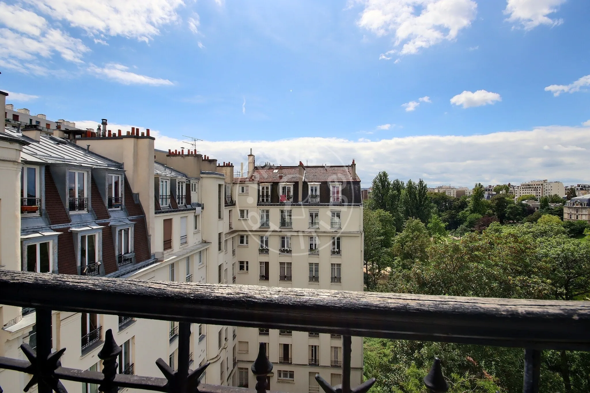 Appartement Avenue de Versailles à Paris