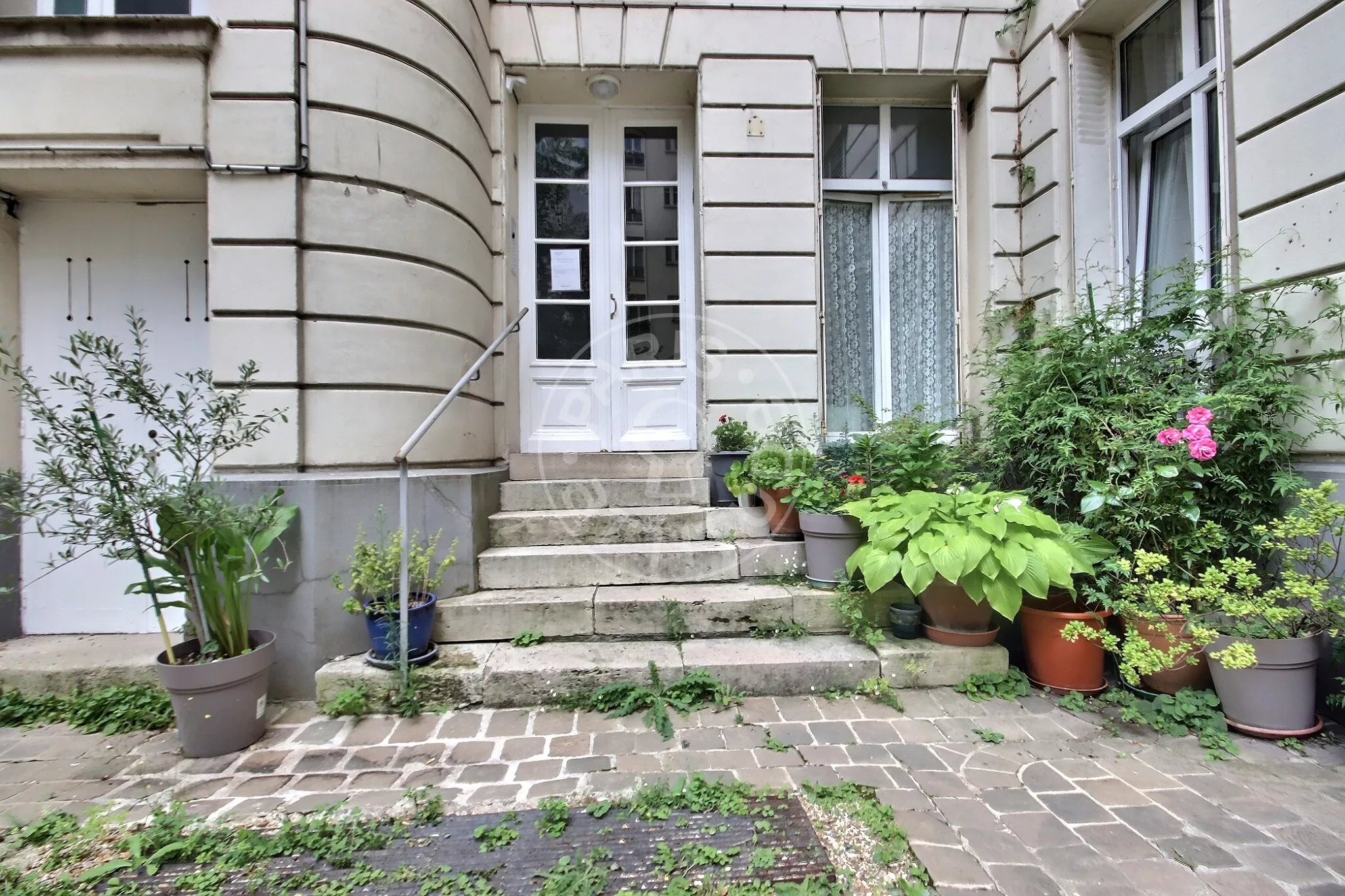 Appartement Avenue de Versailles à Paris