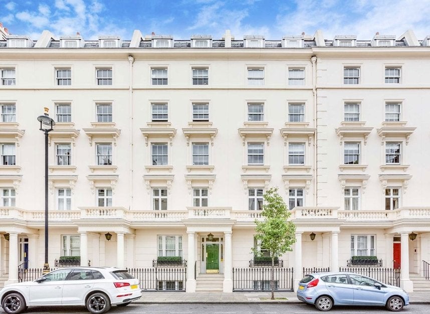 Flat Gloucester Street in City of Westminster