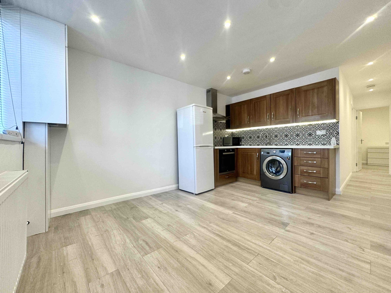 Flat Clarence Road in Greater London