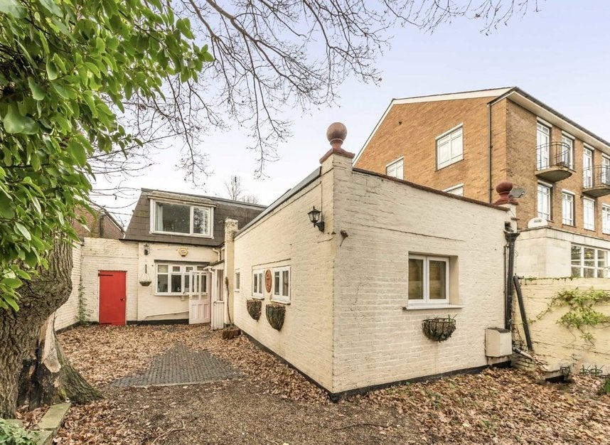House Castelnau in Greater London
