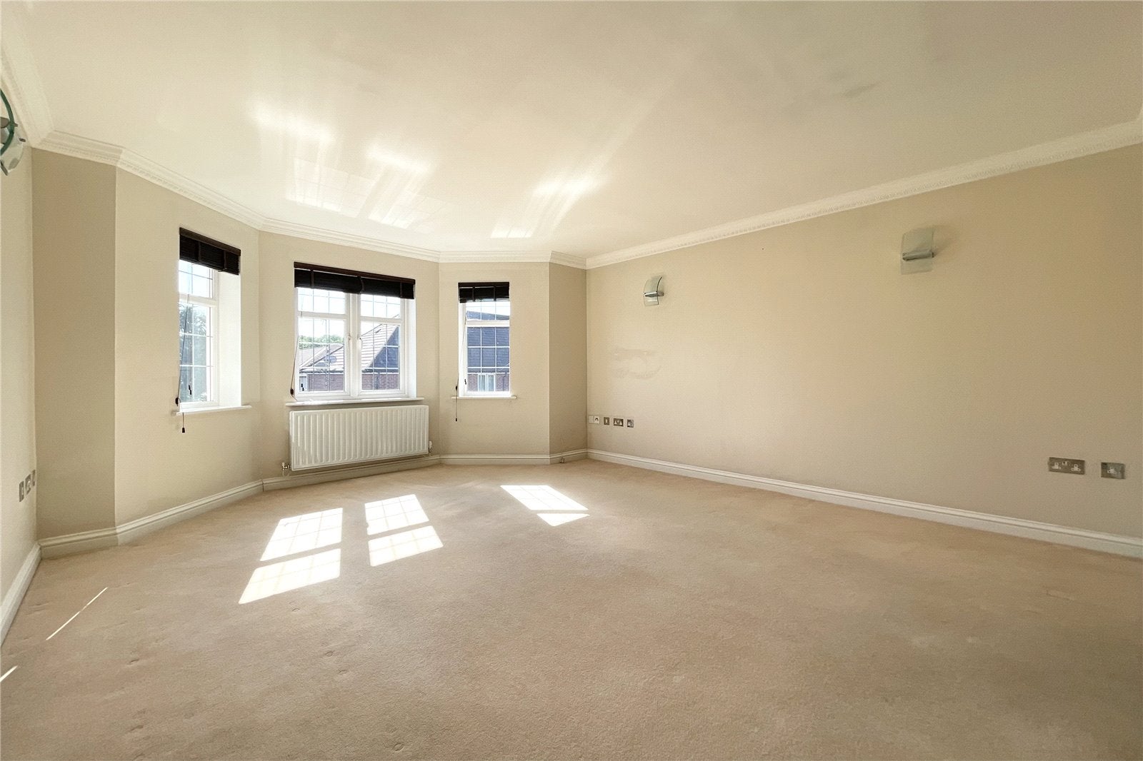 Flat London Road in Surrey Heath