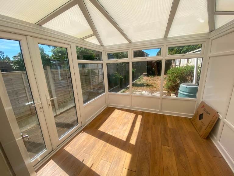 House Jubilee Road in Watford