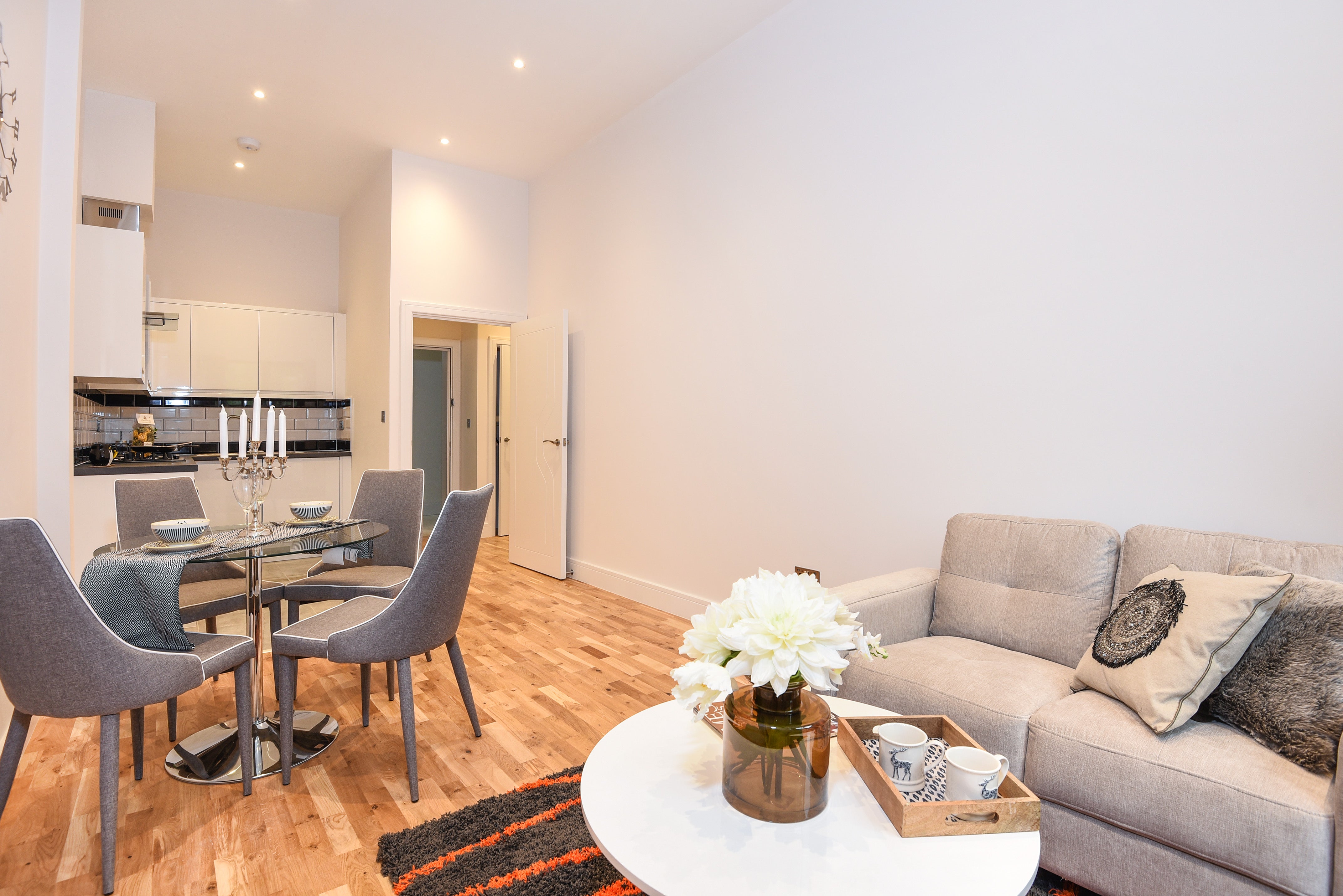 Flat Harvest Crescent in Hart