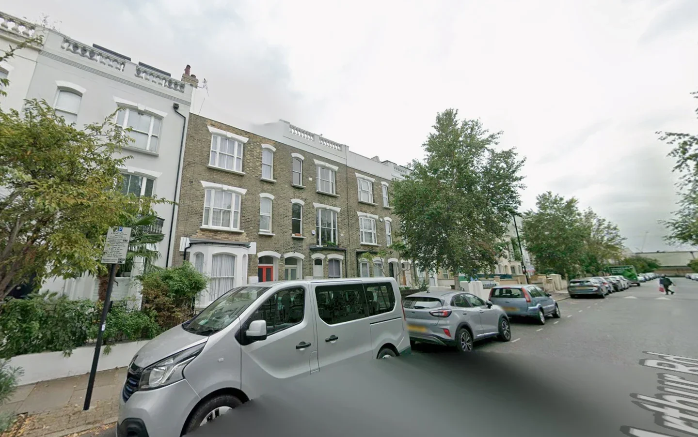 Flat Arthur Road in Greater London