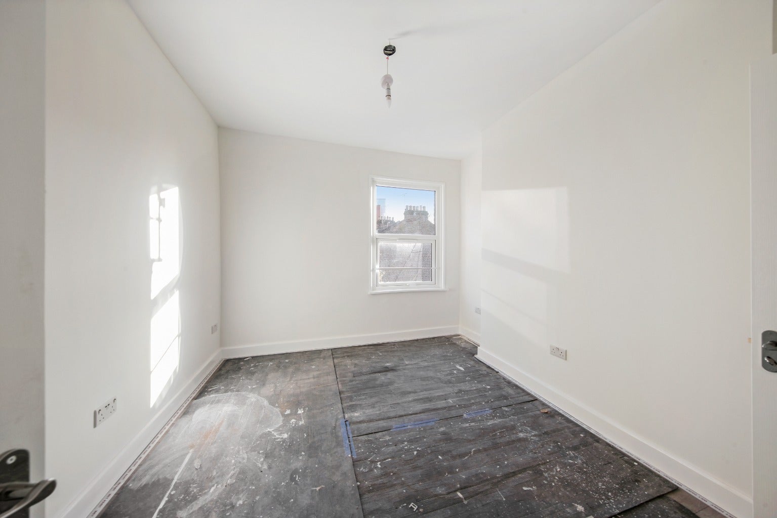 Flat Iverson Road in Greater London