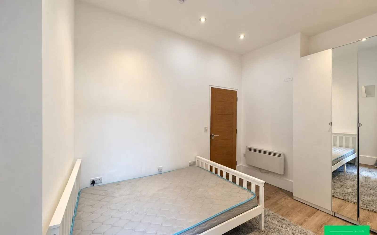 Flat King Street in Greater London