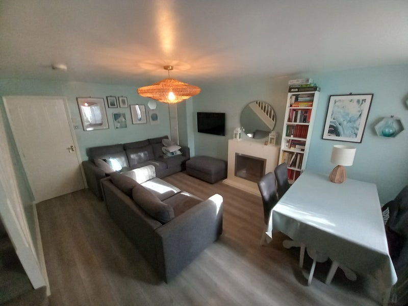Room Meadowview Road in Greater London