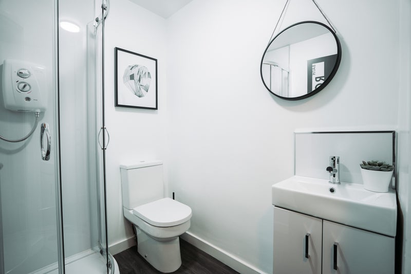 Room St Clair Street in Wakefield