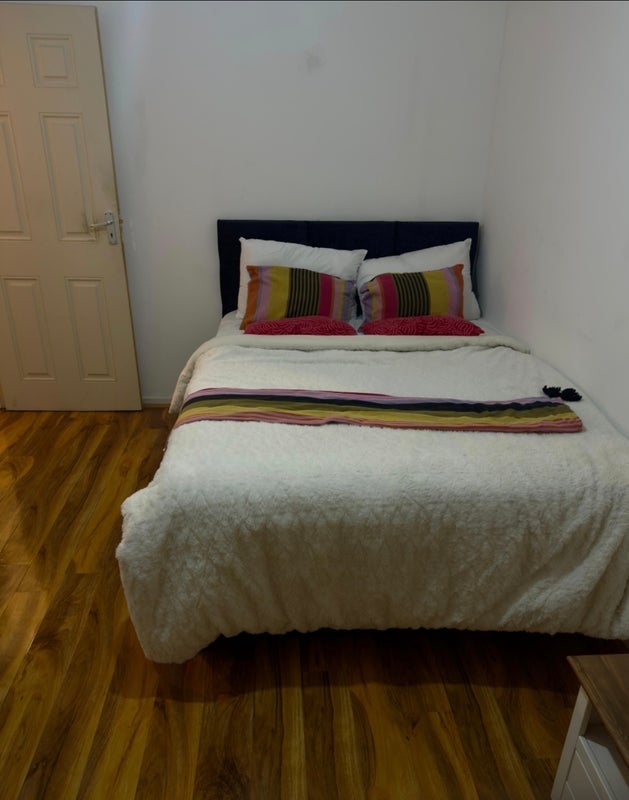 Room Norman Road in Greater London
