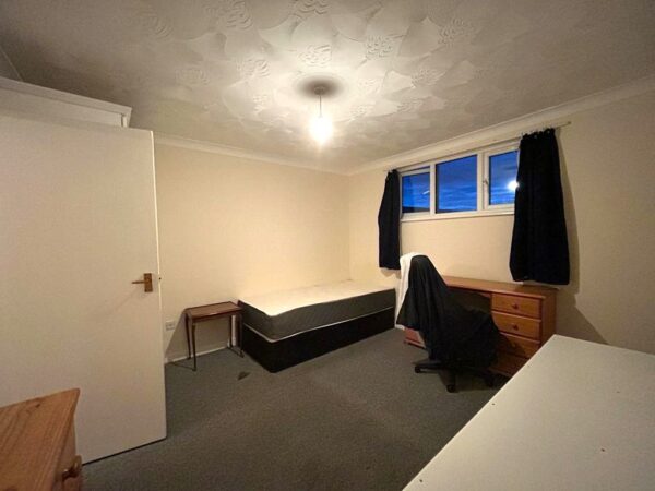 Flat Randolph Road in Gillingham