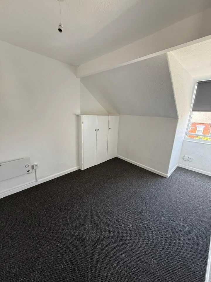 Flat Woodland Terrace in Darlington