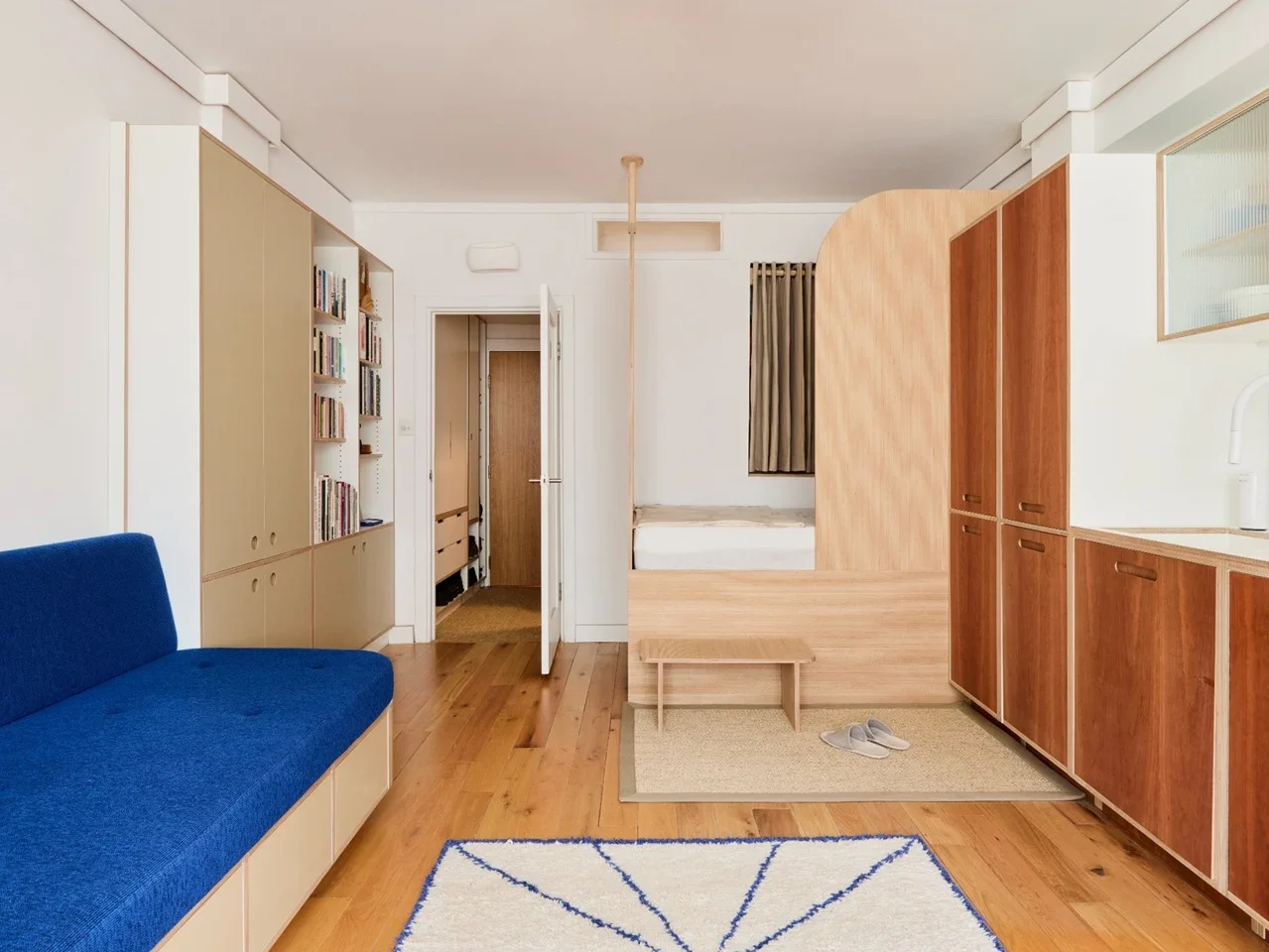 Flat Woburn Place in Greater London