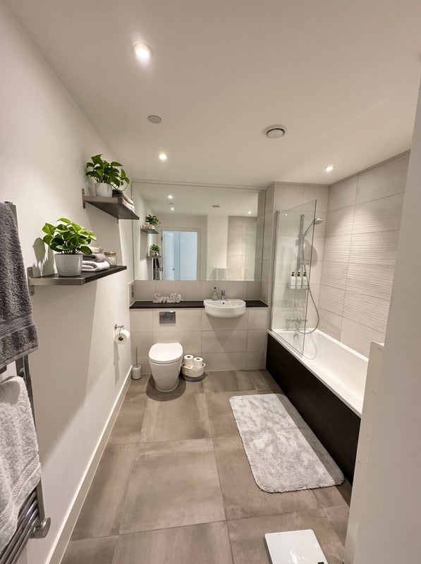 Room Beck Square in Greater London