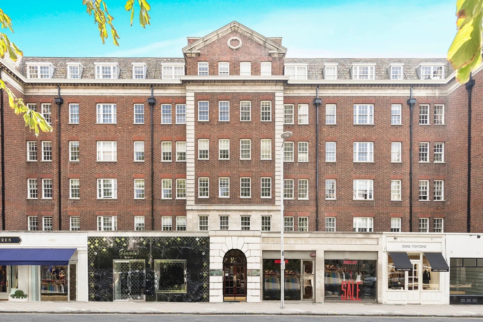 Flat Fulham Road in Greater London
