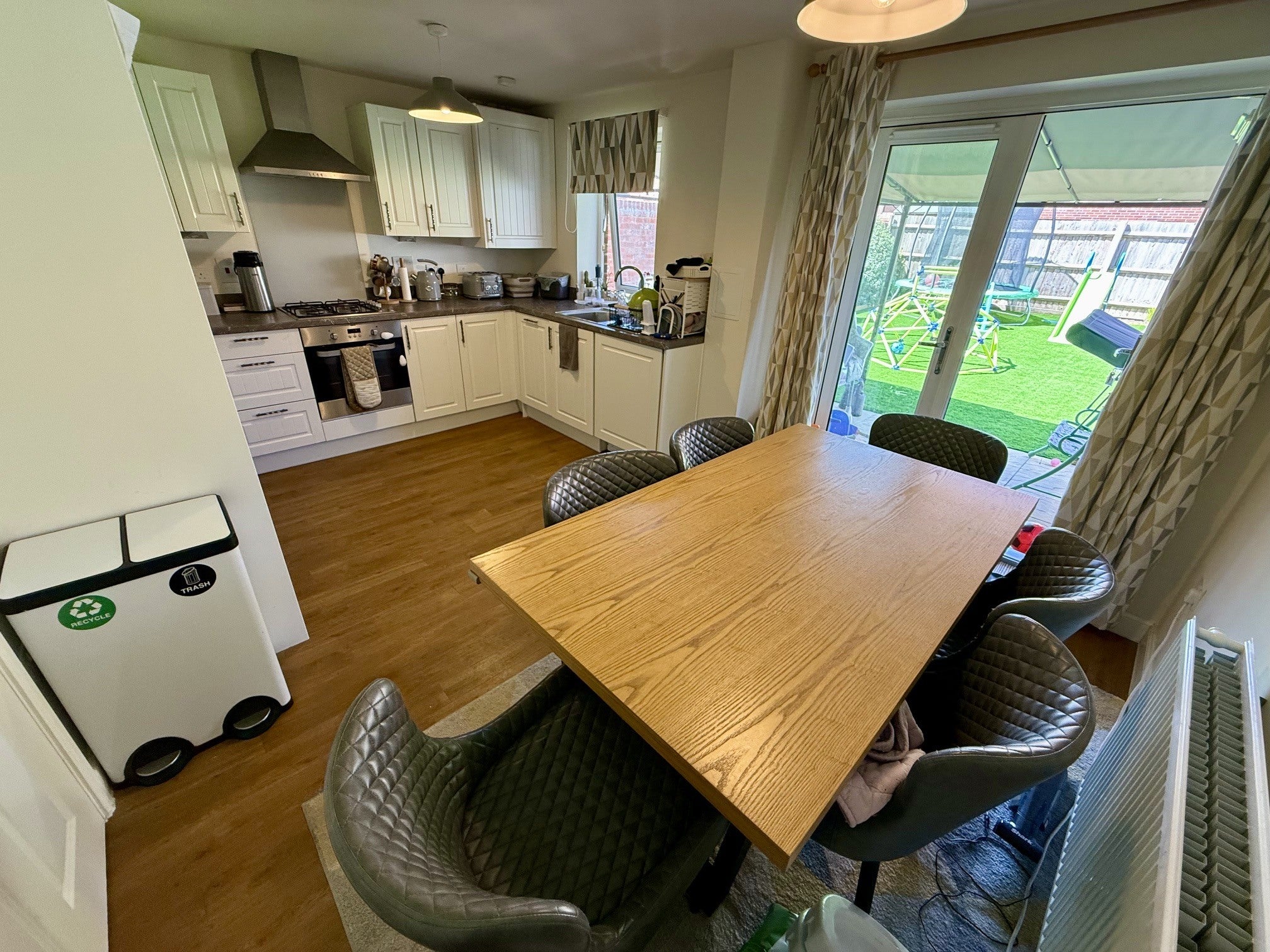 House Lime Tree Drive in Houghton Regis