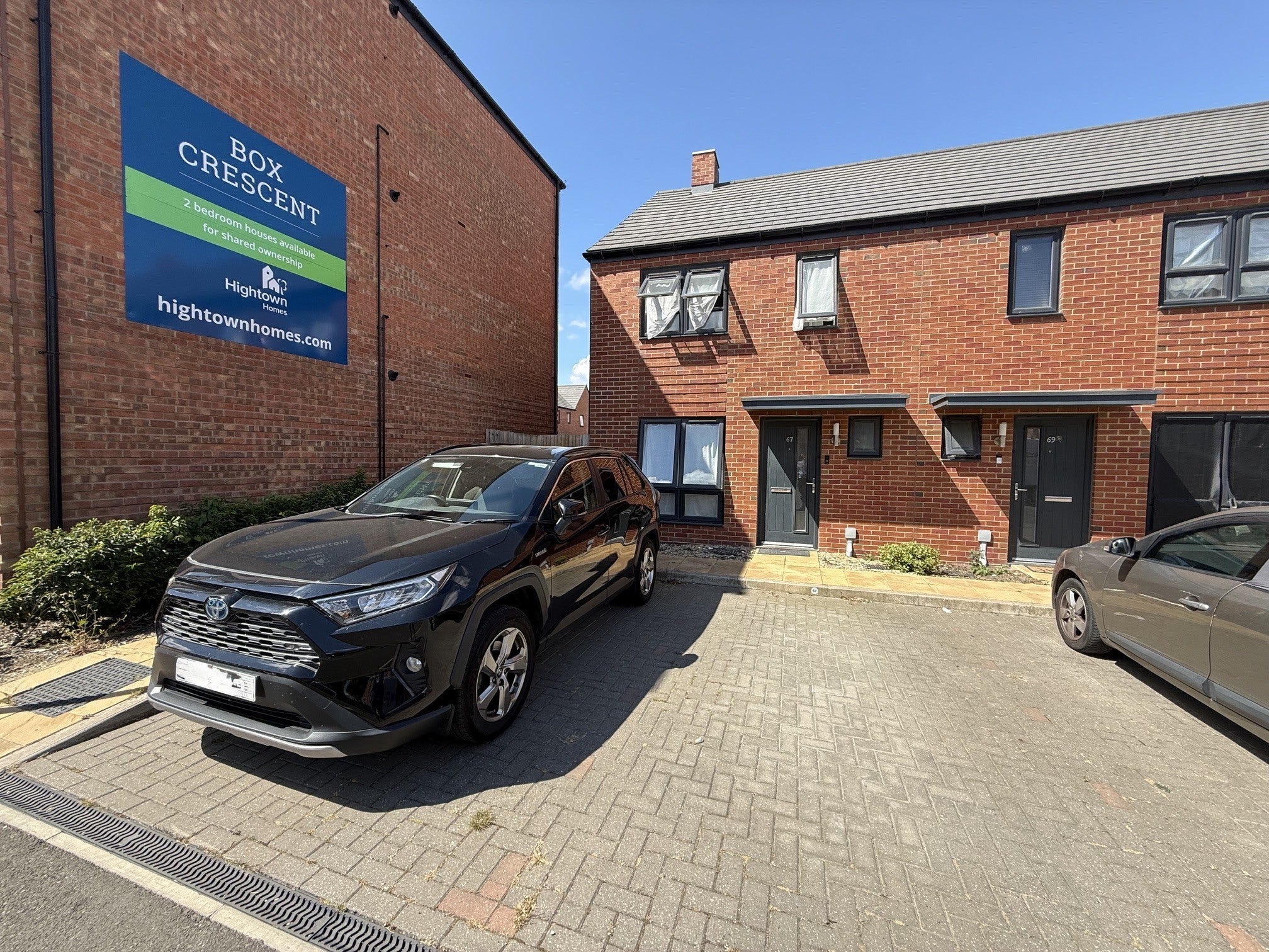House Lime Tree Drive in Houghton Regis