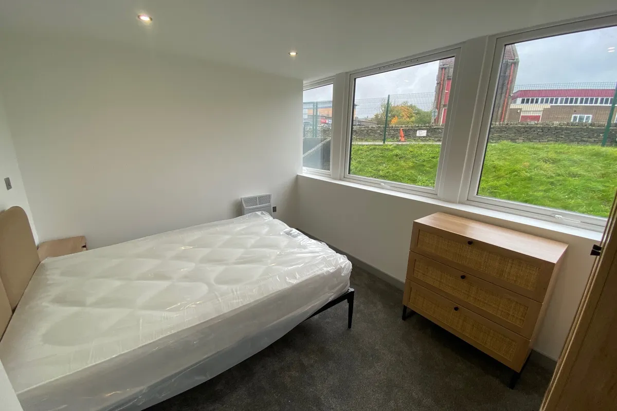 Flat New Road in Leeds