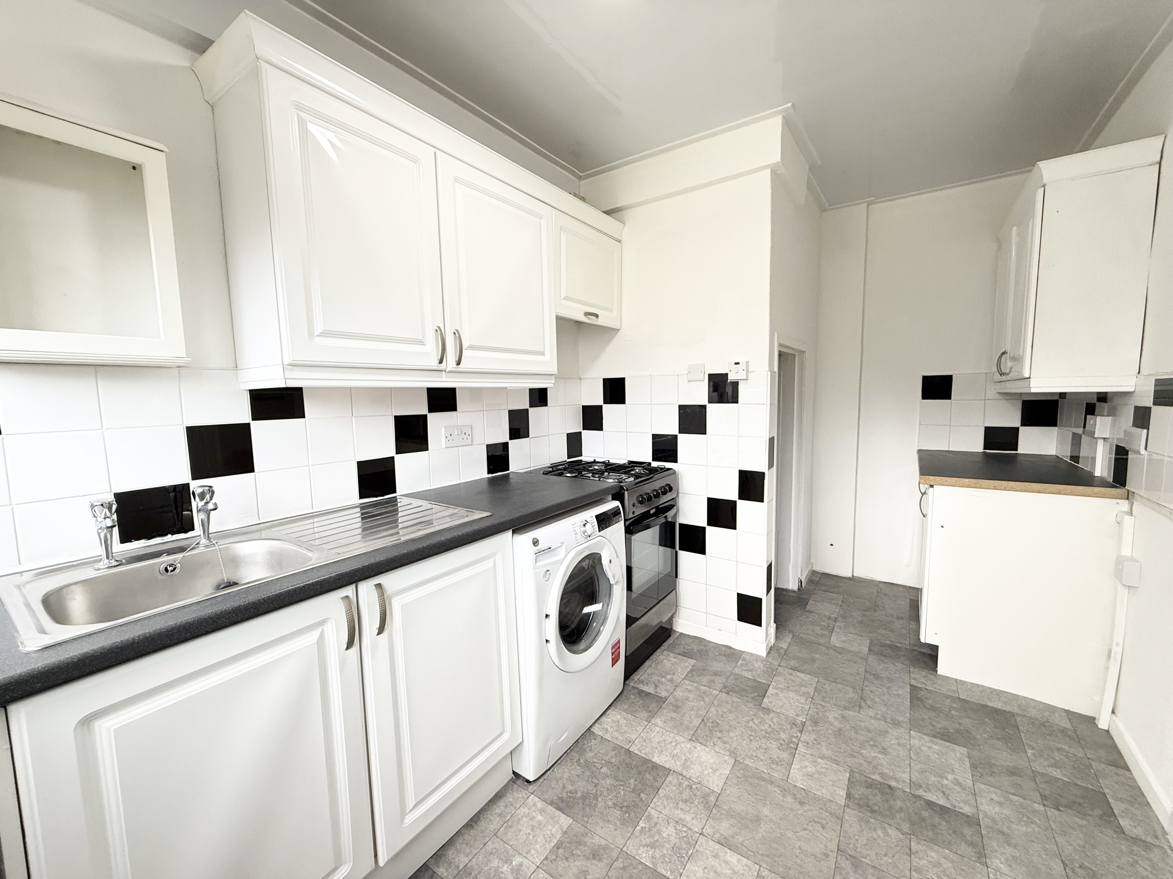 Flat North Dryburgh Road in Wishaw