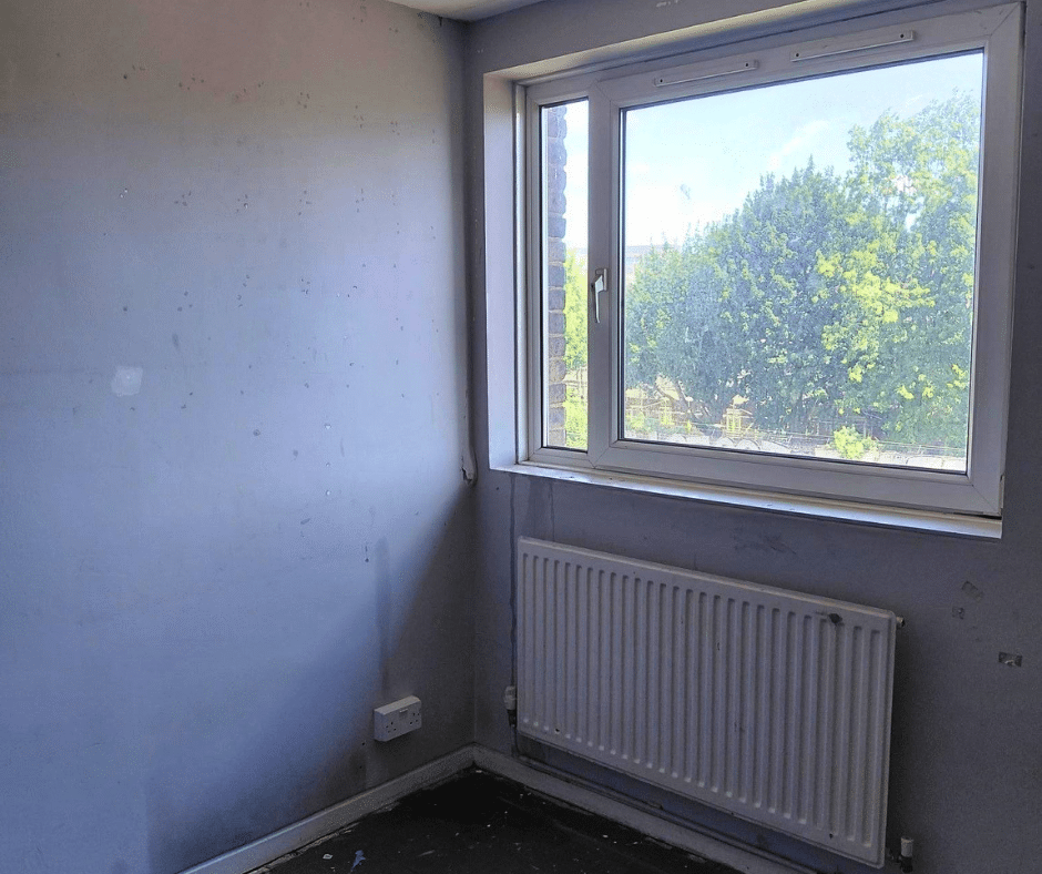 Room Wornington Road in Greater London