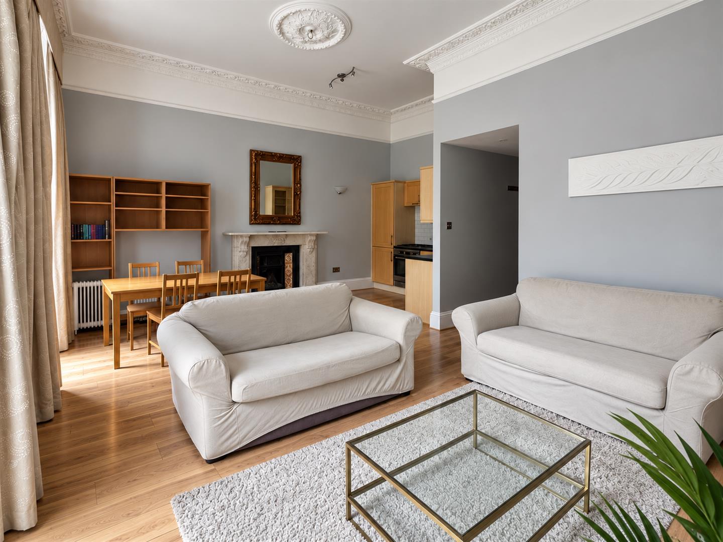 Flat St Stephen's Gardens in City of Westminster