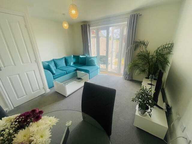 House Stretton Close in Rugby
