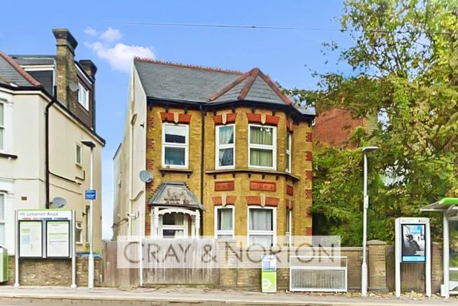 Flat Addiscombe Road in London